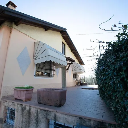 Casa Celestina Διαμέρισμα Padenghe sul Garda