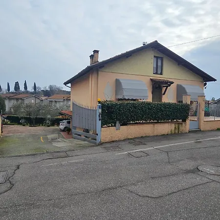 Casa Celestina Padenghe sul Garda